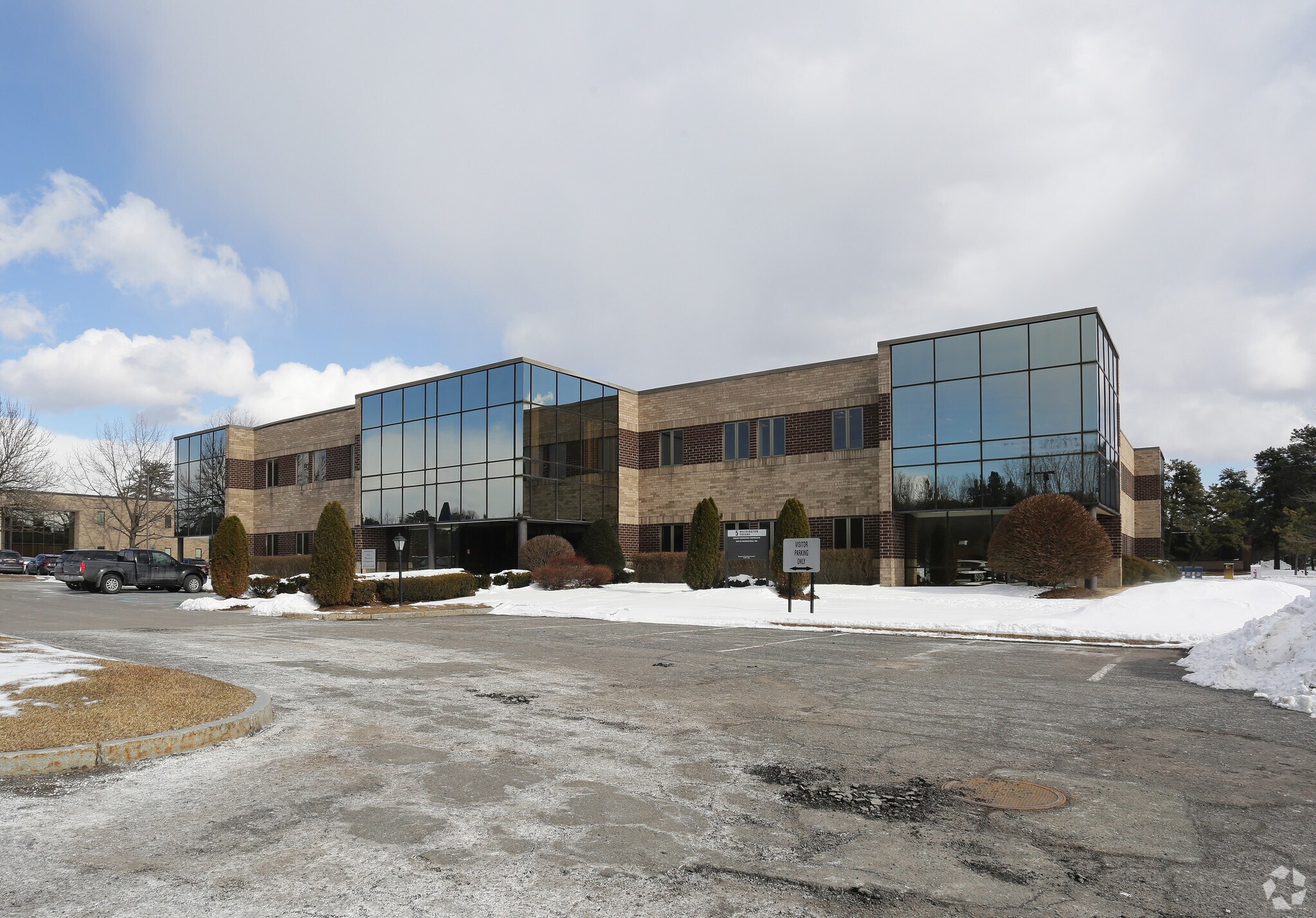 5 Washington Sq, Albany, NY for sale Primary Photo- Image 1 of 1