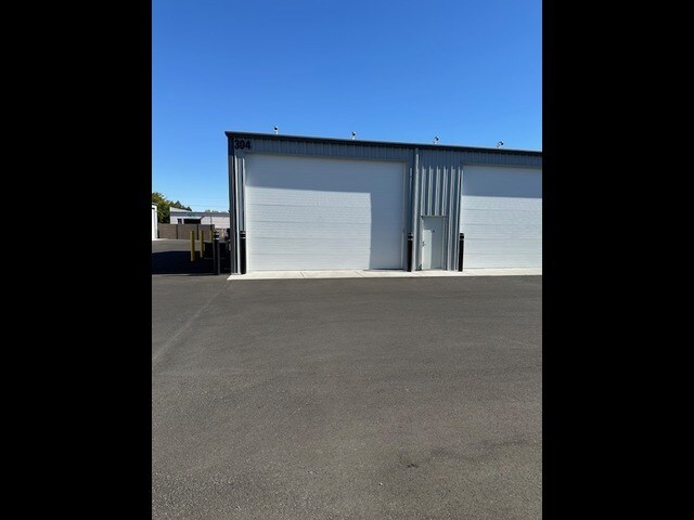 304 Wellhouse #3A loop, Richland, WA for sale - Primary Photo - Image 1 of 1