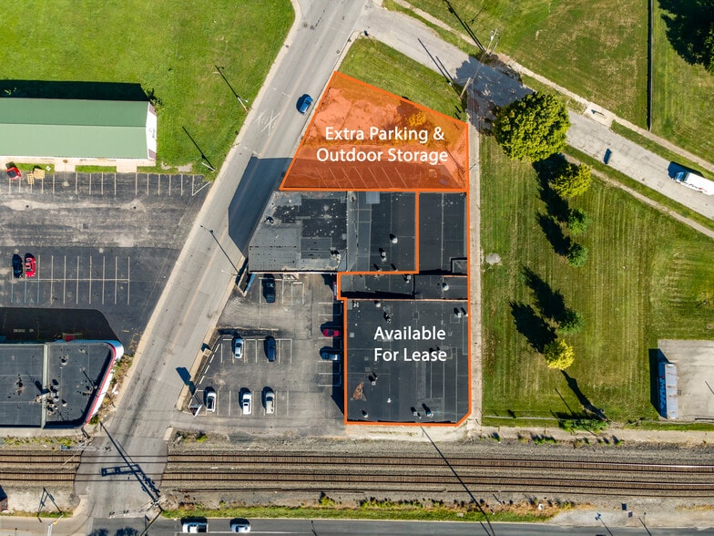 1417 Commerce Ave, Indianapolis, IN for lease - Building Photo - Image 3 of 15