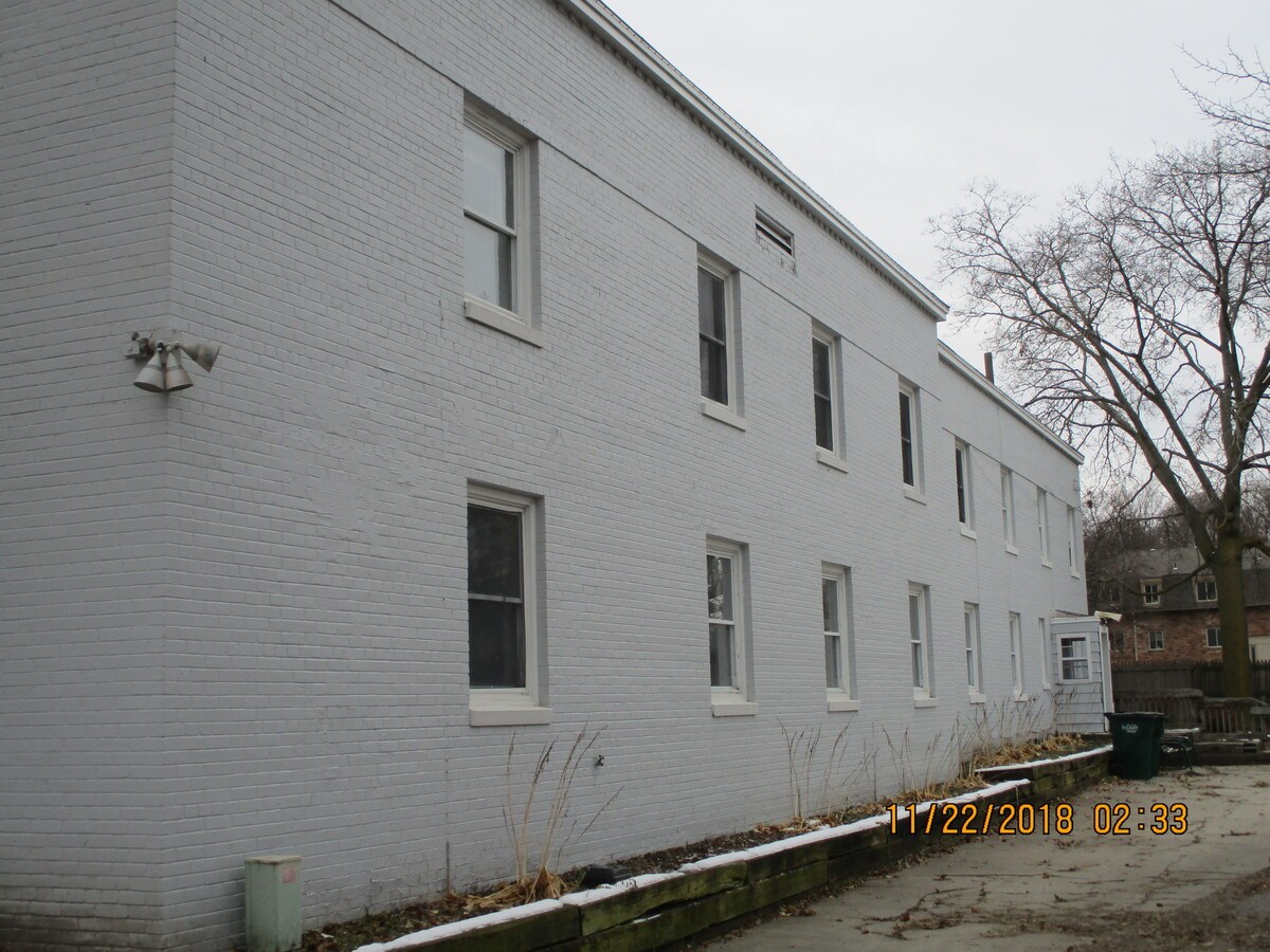 510 W Willow St, Lansing, MI 48906