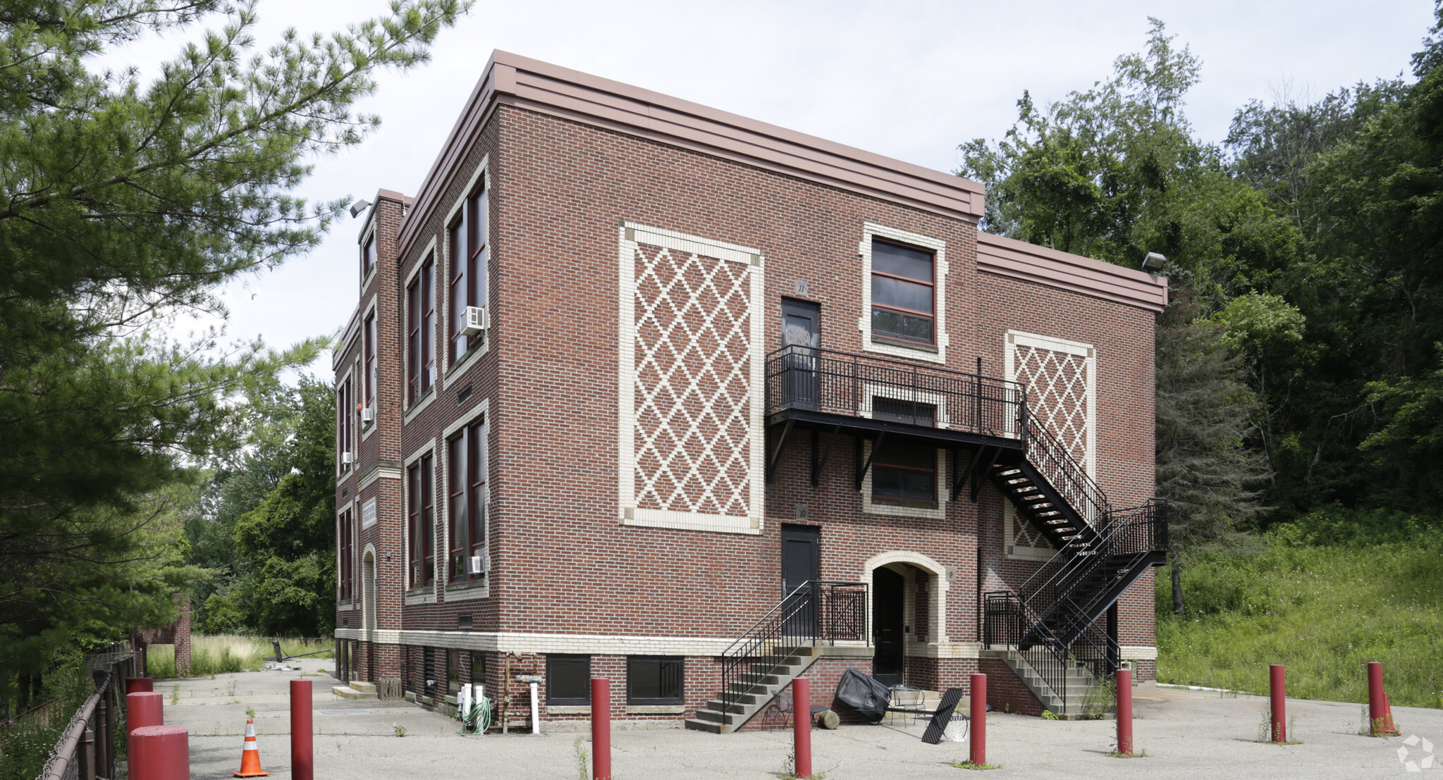 3701 Brownsville Rd, South Park, PA for sale Primary Photo- Image 1 of 1