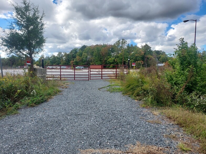 920 Airpax Road Airpax rd, Cambridge, MD for lease - Building Photo - Image 2 of 13