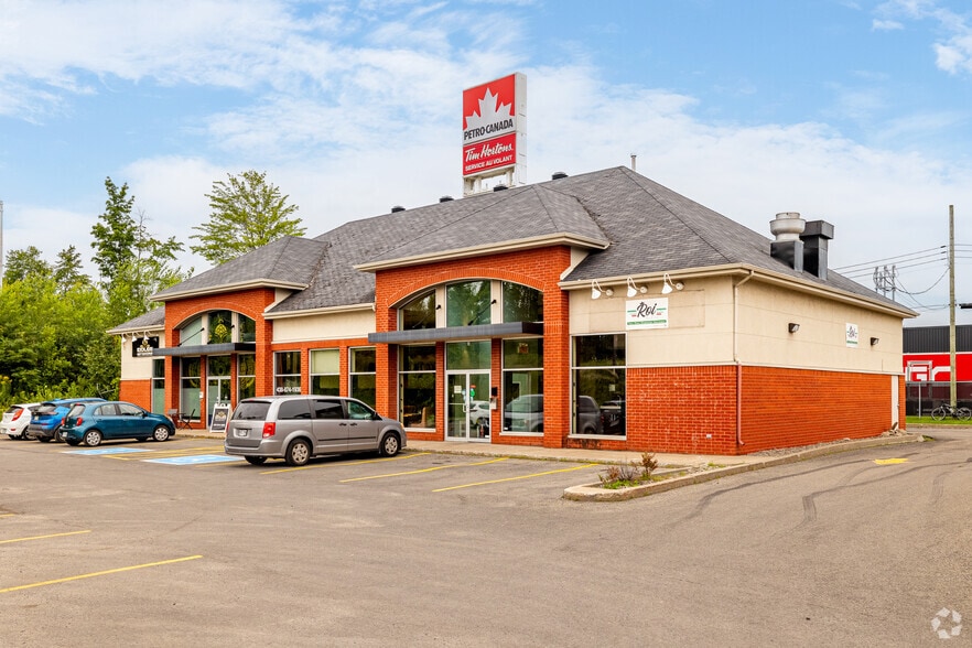 901909 Boul Industriel, Boisdesfilion, QC J6Z 4T3