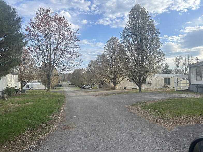 8948 New Bowling Green rd, Smiths Grove, KY for sale - Primary Photo - Image 1 of 4