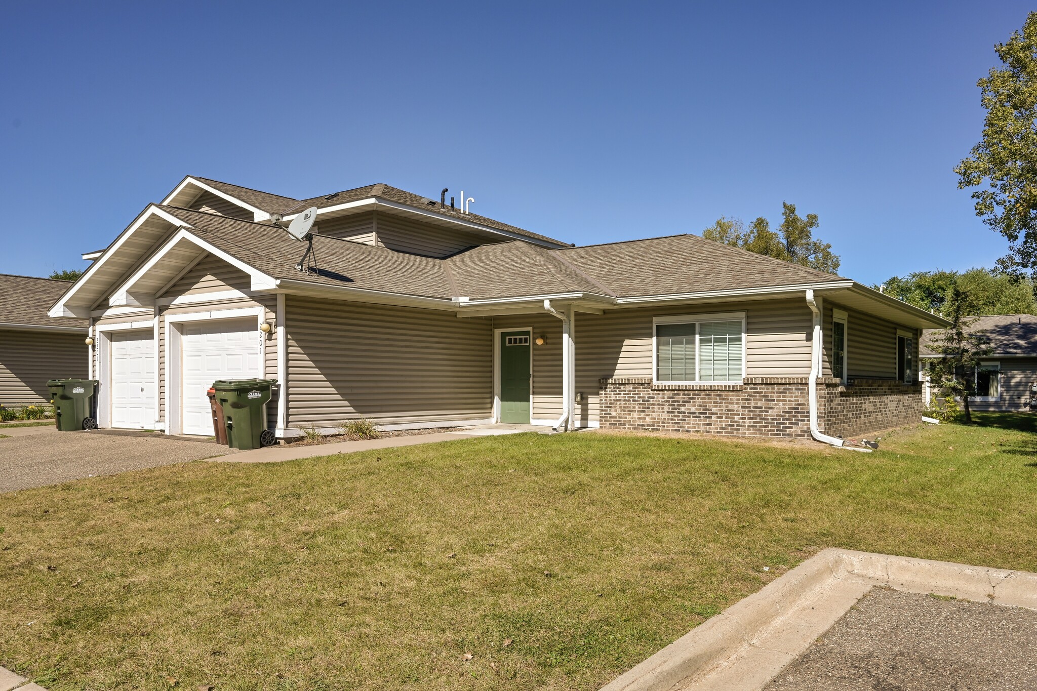 2191 Van Dyke St, Maplewood, MN for sale Primary Photo- Image 1 of 4