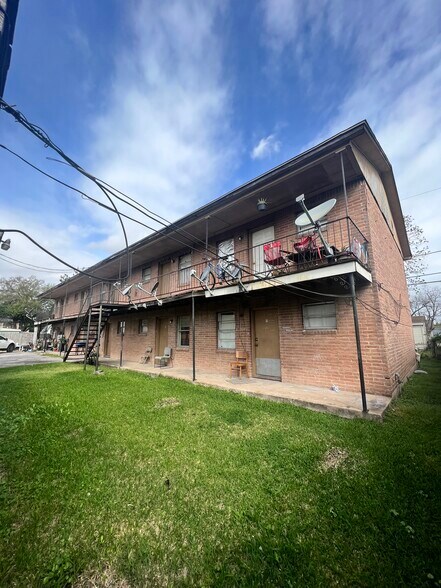 10209 Wiggins St, Houston, TX for sale - Primary Photo - Image 1 of 1