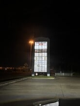 101 Tiki Dr, Tiki Island, TX for lease Other- Image 1 of 2