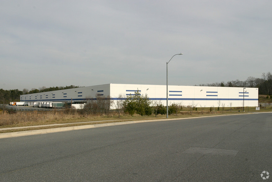 1020 Airport 100 Way, Hanover, MD for lease - Building Photo - Image 2 of 7