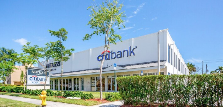 9171 S Dixie Hwy, Pinecrest, FL for lease - Building Photo - Image 1 of 7
