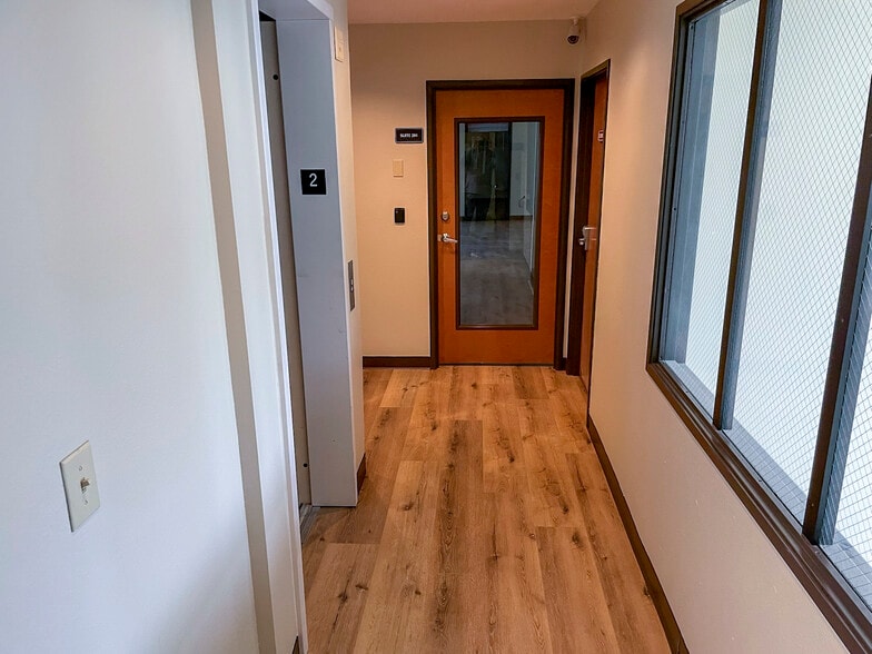 2099 N Collins Blvd, Richardson, TX for lease - Interior Photo - Image 2 of 75