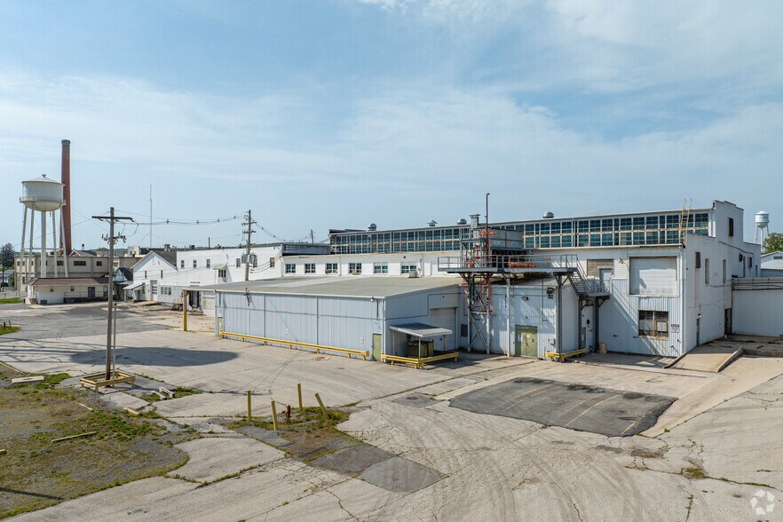 48 E Hanover St, Biglerville, PA for sale - Building Photo - Image 2 of 6