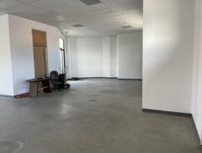 2501-2575 S Santa Fe Ave, Vernon, CA for lease Interior Photo- Image 2 of 9