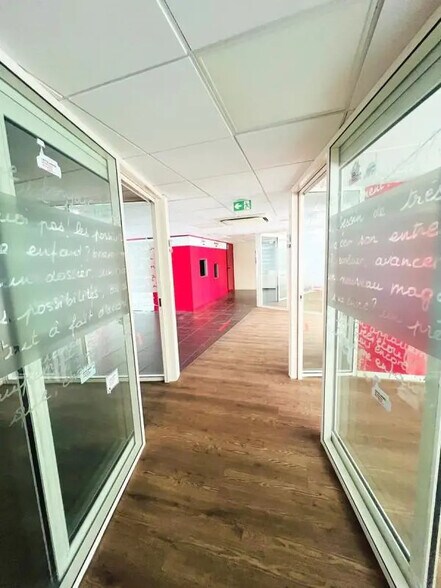 Office in Marly-le-Roi for sale - Interior Photo - Image 3 of 9