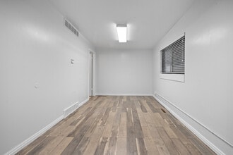 9386 S Redwood Rd, West Jordan, UT for sale Interior Photo- Image 1 of 3