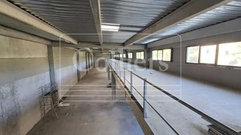 Flex in La Ciotat for lease - Interior Photo - Image 1 of 7