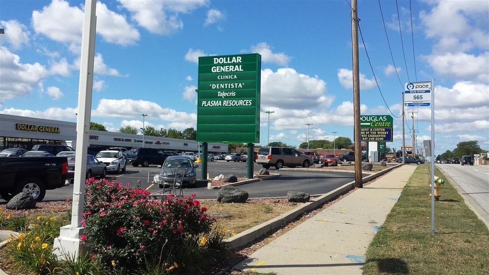 2601-2709 W Grand Ave, Waukegan, IL for lease - Other - Image 1 of 17