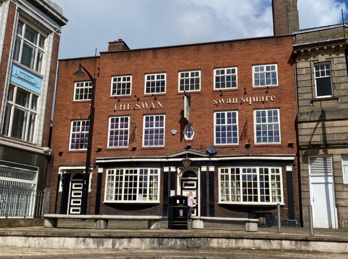 Swan Sq, Stoke On Trent for sale Primary Photo- Image 1 of 1