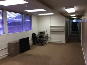 243 Southbound Gratiot Ave, Mount Clemens, MI for sale Interior Photo- Image 2 of 12