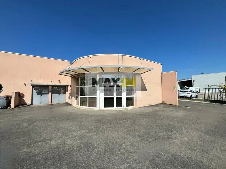 19 Rue Des Grandes Varennes, Ahuy for lease - Building Photo - Image 2 of 4