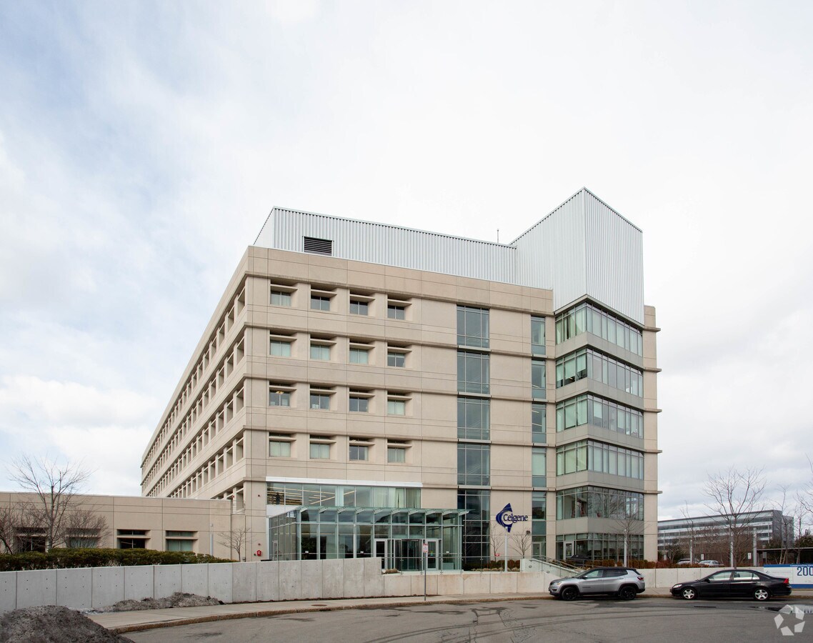 200 Cambridge Park Dr, Cambridge, MA 02140 Property Record