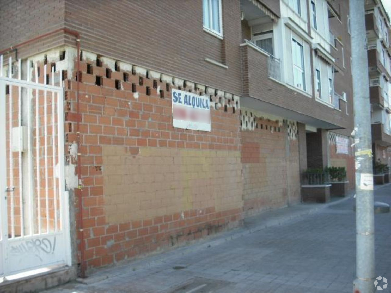 Retail in Alcalá De Henares, MAD for lease Interior Photo- Image 1 of 4