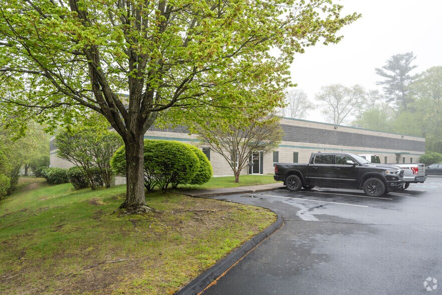 41 Sharp St, Hingham, MA for sale - Primary Photo - Image 1 of 1