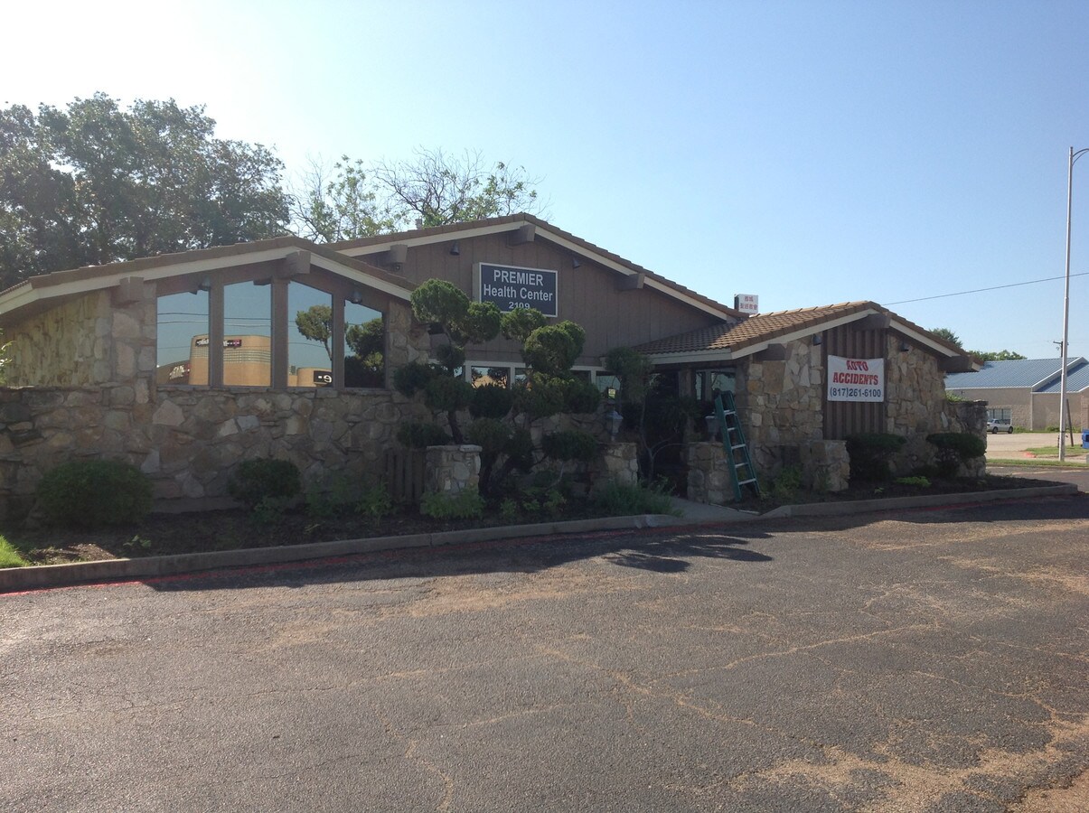 2109 S Bowen Rd, Arlington, TX 76013