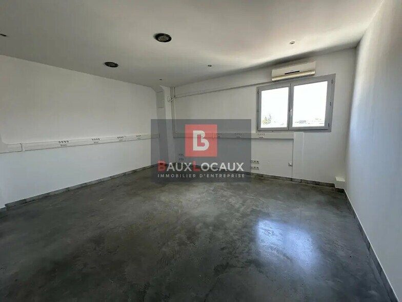 Office in Vedène for sale - Interior Photo - Image 3 of 8