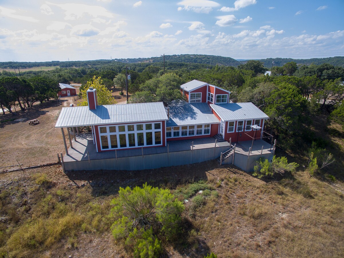 1100 Windy Hills Rd, Dripping Springs, TX 78620