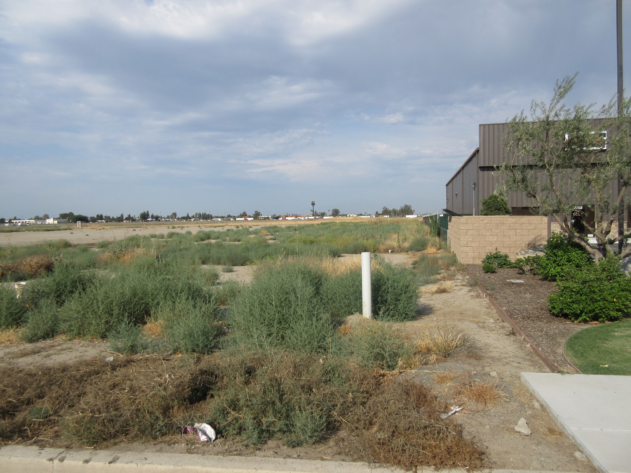 3200 S K St, Tulare, CA for sale Primary Photo- Image 1 of 1