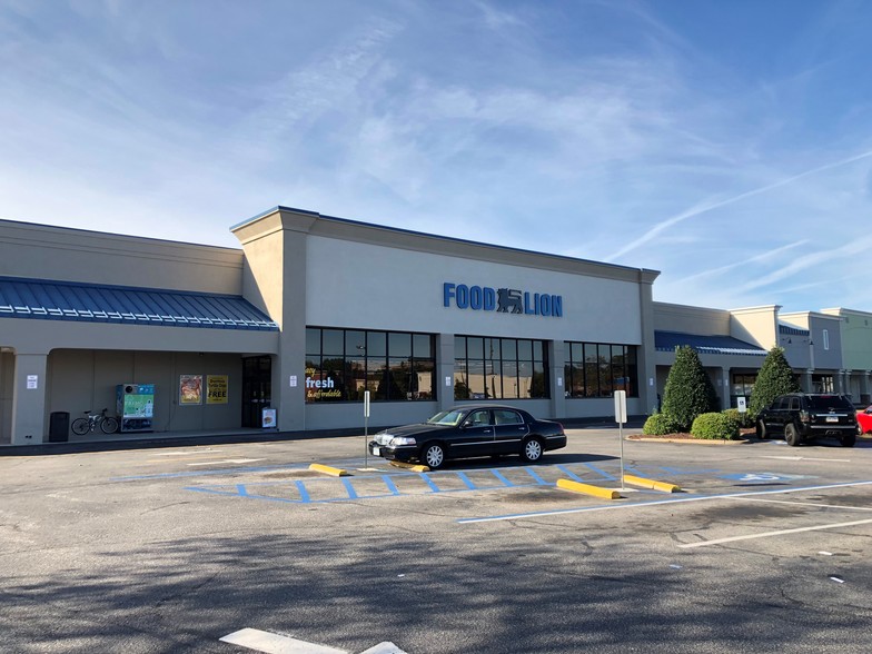 3841-4261 E Little Creek Rd, Norfolk, VA for lease - Building Photo - Image 2 of 13