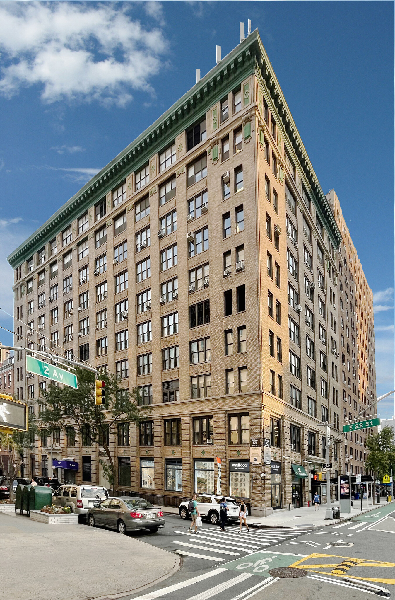 380 Second Ave, New York, NY for lease Building Photo- Image 1 of 4