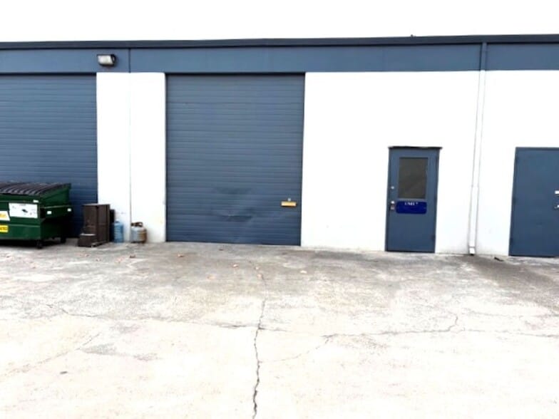 30872 Huntwood Ave, Hayward, CA for lease - Building Photo - Image 2 of 4