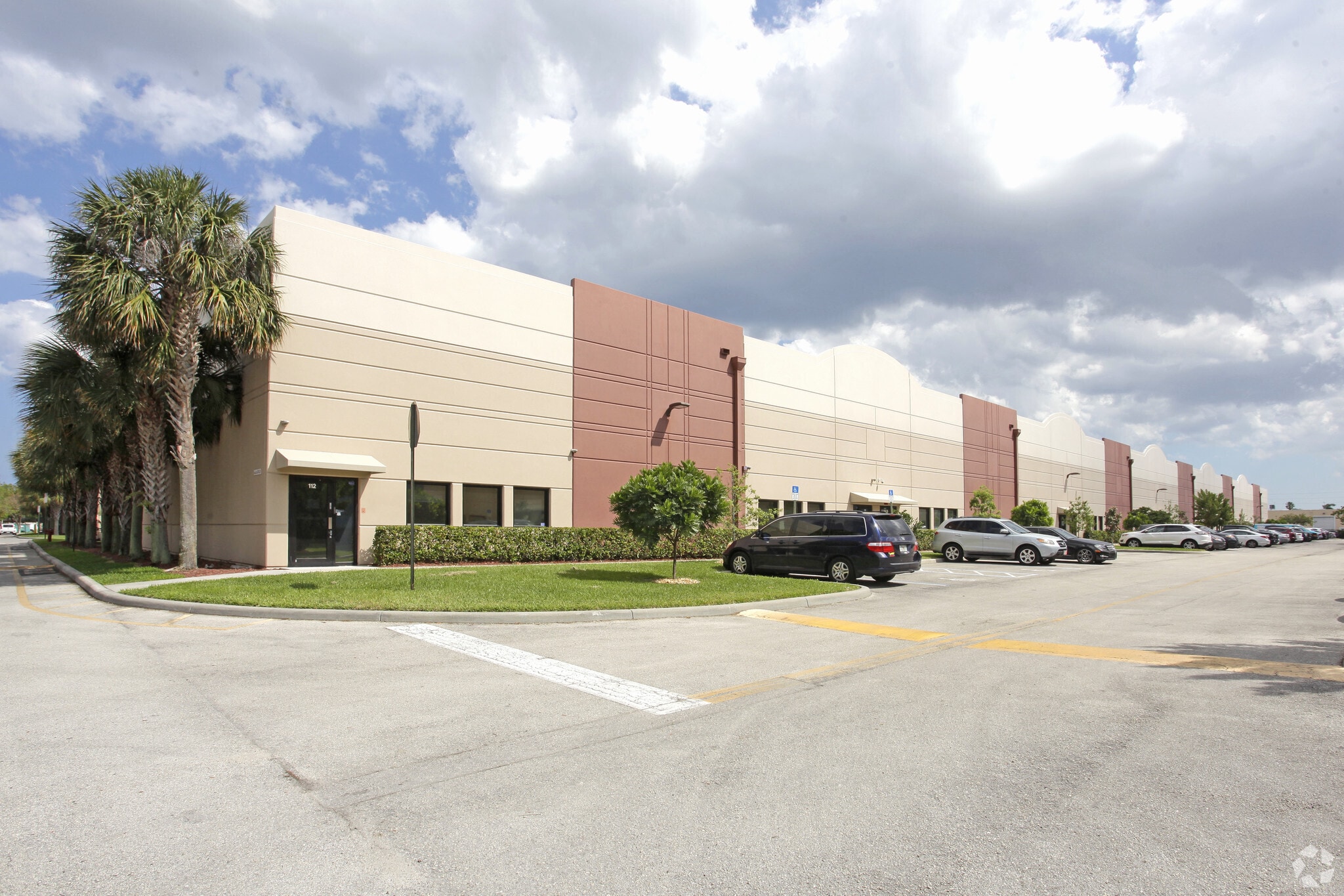 35 SW 12th Ave, Dania Beach, FL for sale Building Photo- Image 1 of 27