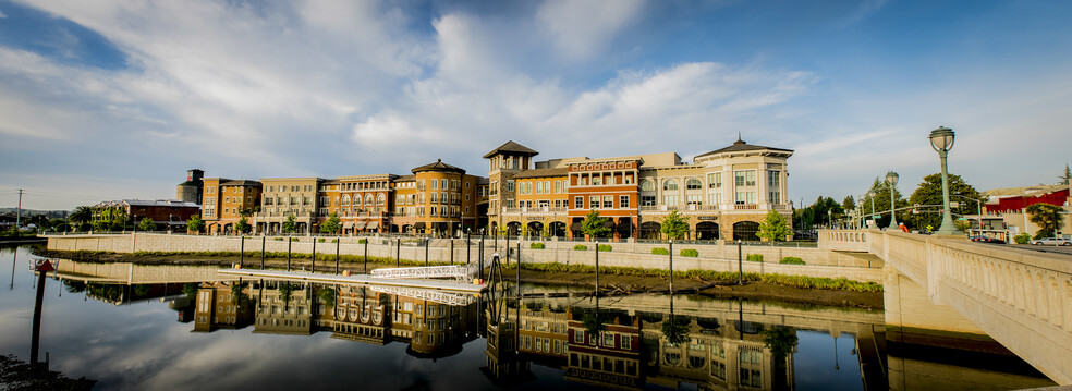 700 Main St, Napa, CA for lease - Building Photo - Image 1 of 8