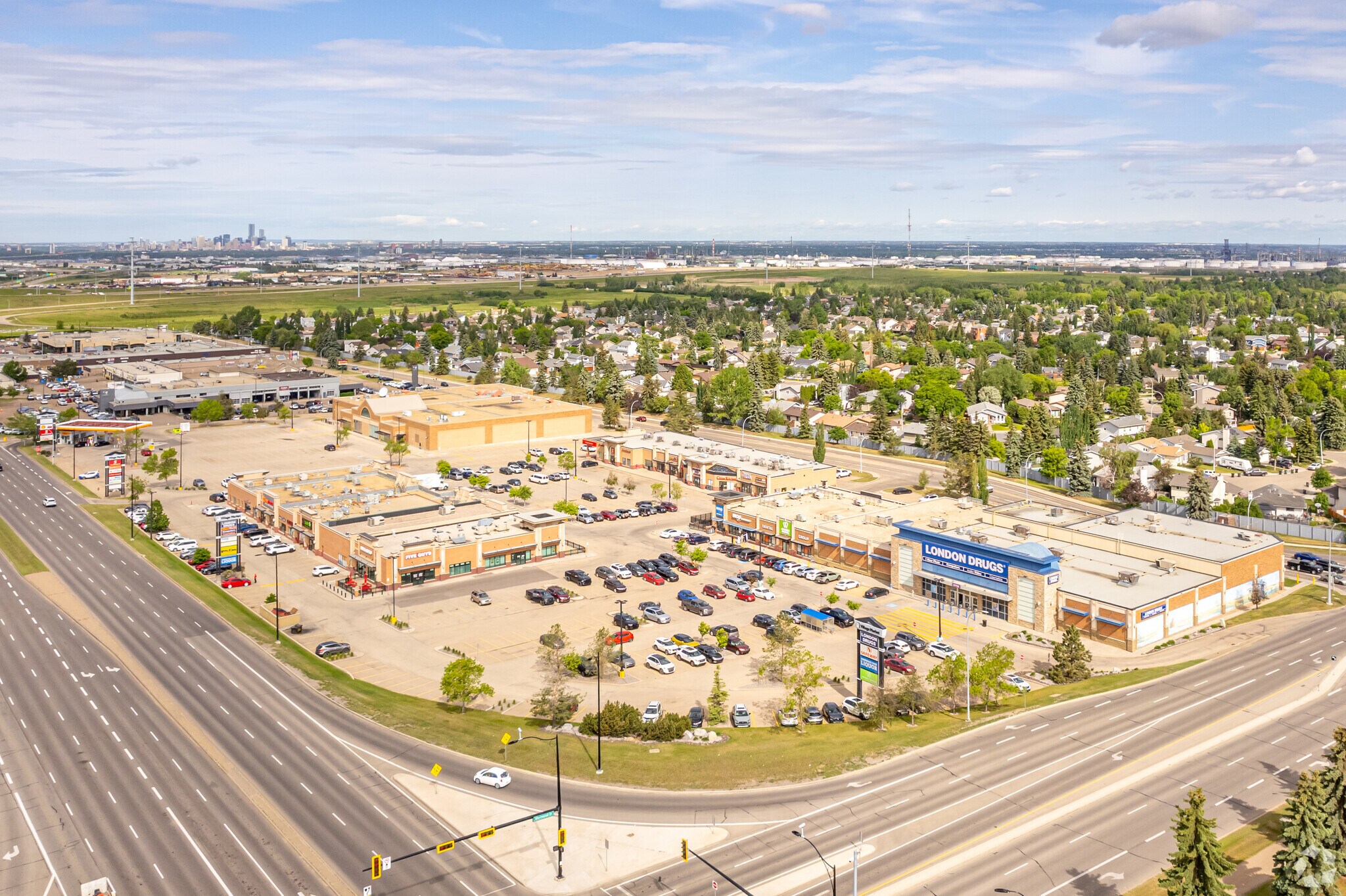 993 Fir St, Edmonton, AB for lease Building Photo- Image 1 of 23