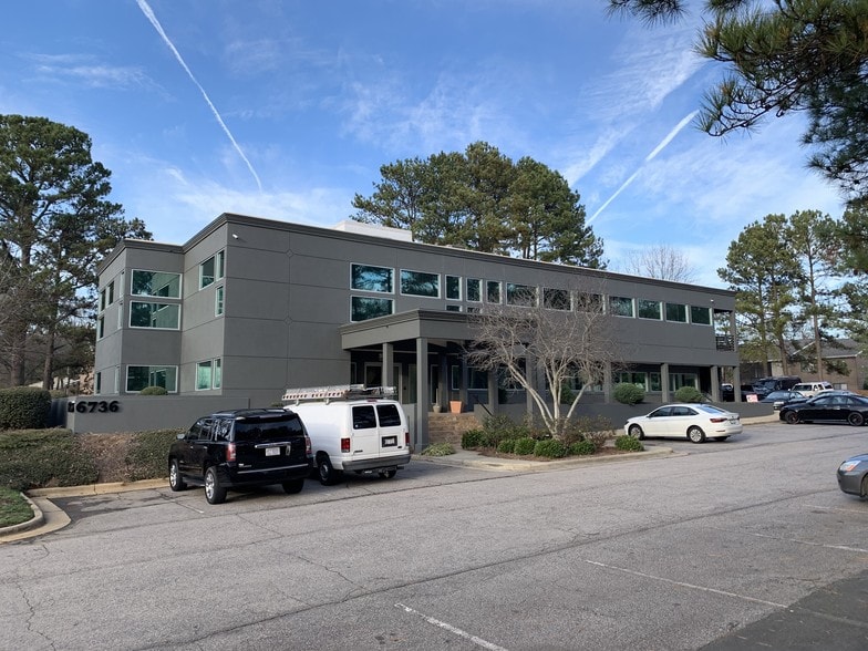 6736 Falls Of Neuse Rd, Raleigh, NC for lease - Primary Photo - Image 1 of 21