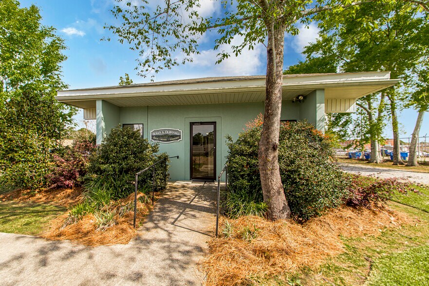 100 Red Cross Pl, Bogalusa, LA for sale - Primary Photo - Image 1 of 1