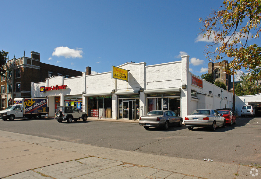 585-595 Prospect Ave, West Hartford, CT for sale - Primary Photo - Image 2 of 5