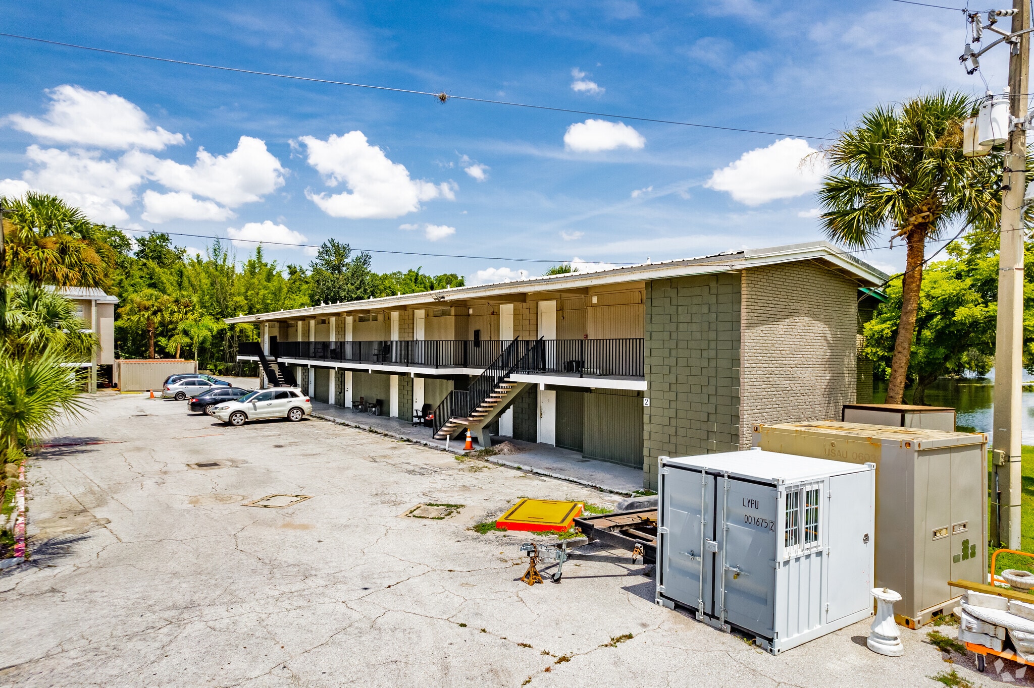 4201 S Orange Blossom Trl, Orlando, FL 32839 Lake Holden Inn