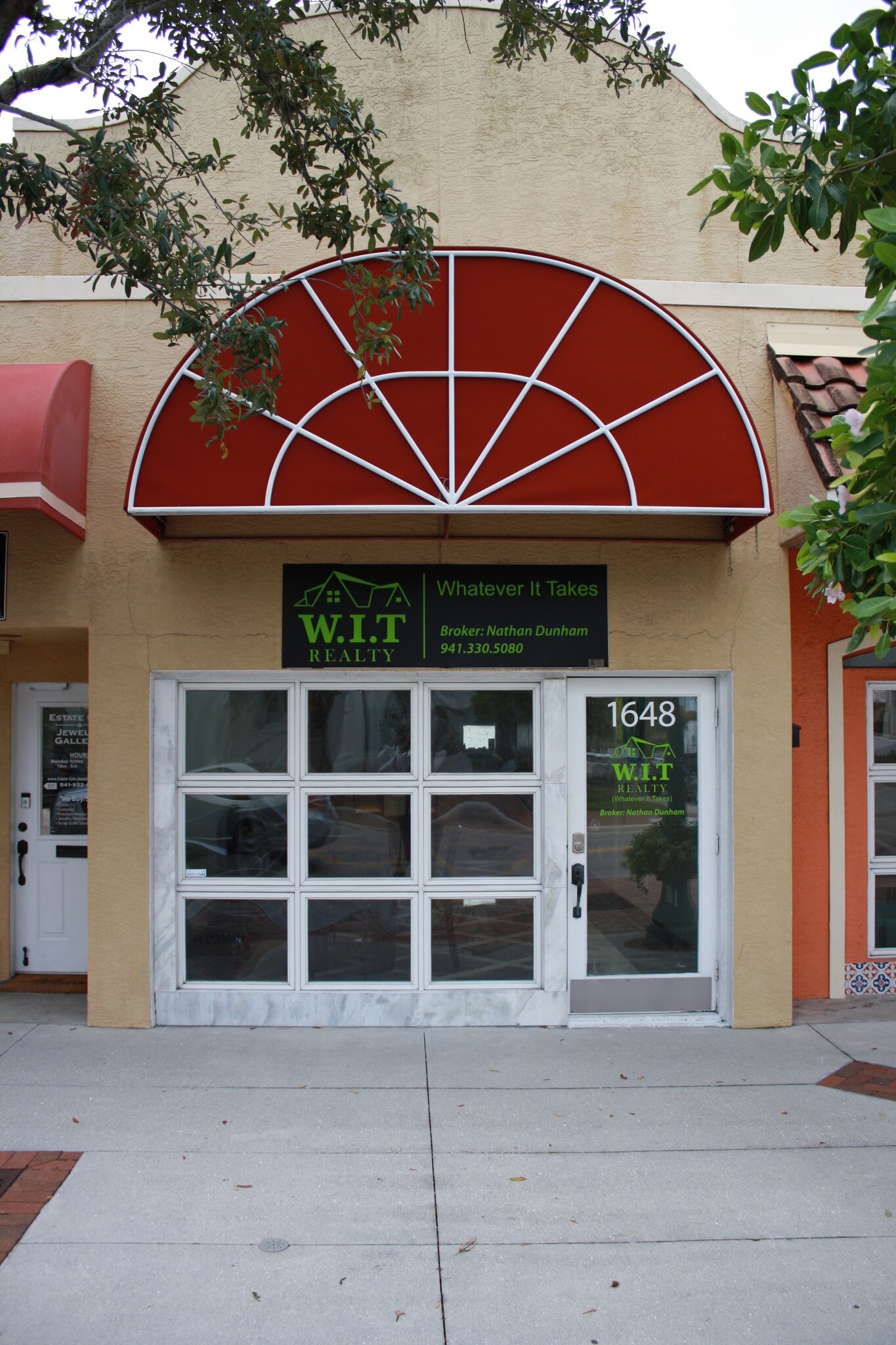 1648 Main St, Sarasota, FL for sale Building Photo- Image 1 of 1