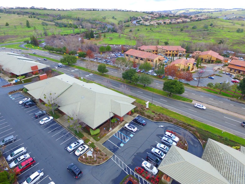 3860 El Dorado Hills Blvd, El Dorado Hills, CA for lease - Aerial - Image 3 of 6