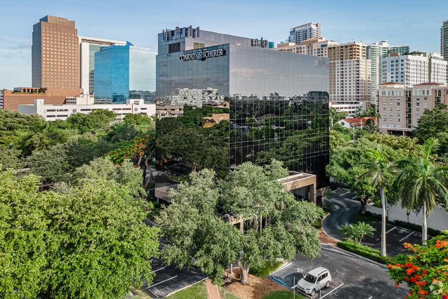 633 S Federal Hwy, Fort Lauderdale, FL for lease - Primary Photo - Image 1 of 8