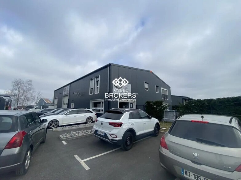 Flex in Viry for sale - Building Photo - Image 3 of 15