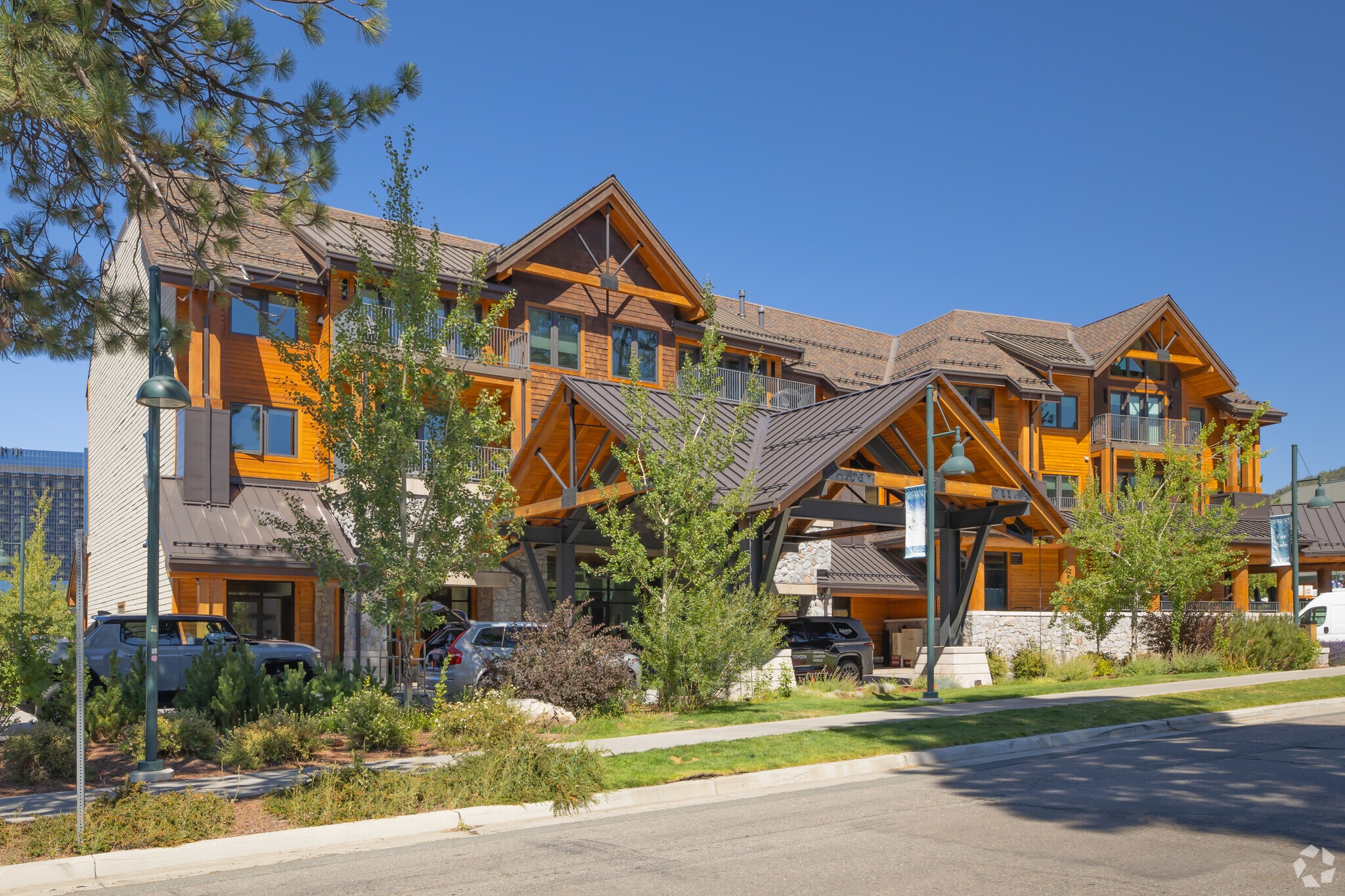 4080 Cedar Ave, South Lake Tahoe, CA for sale Primary Photo- Image 1 of 1