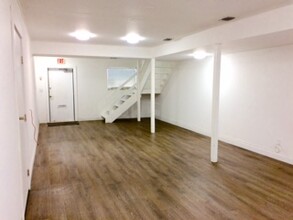 1817-1831 Church St, West Palm Beach, FL for lease Interior Photo- Image 2 of 8