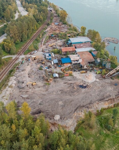 25862 Lougheed Hwy, Maple Ridge, BC for lease - Aerial - Image 1 of 1