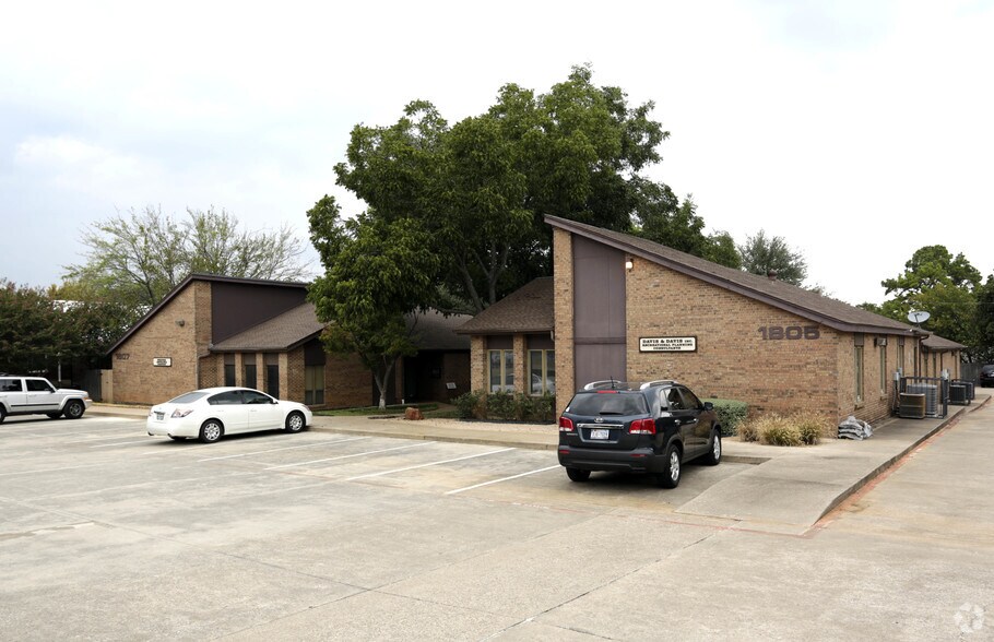 1801-1807 W Park Row Dr, Arlington, TX for sale - Primary Photo - Image 1 of 1