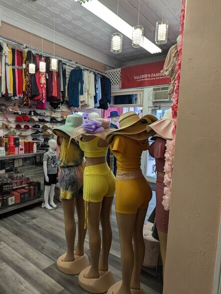 1 Park St, Attleboro, MA for lease - Building Photo - Image 3 of 27