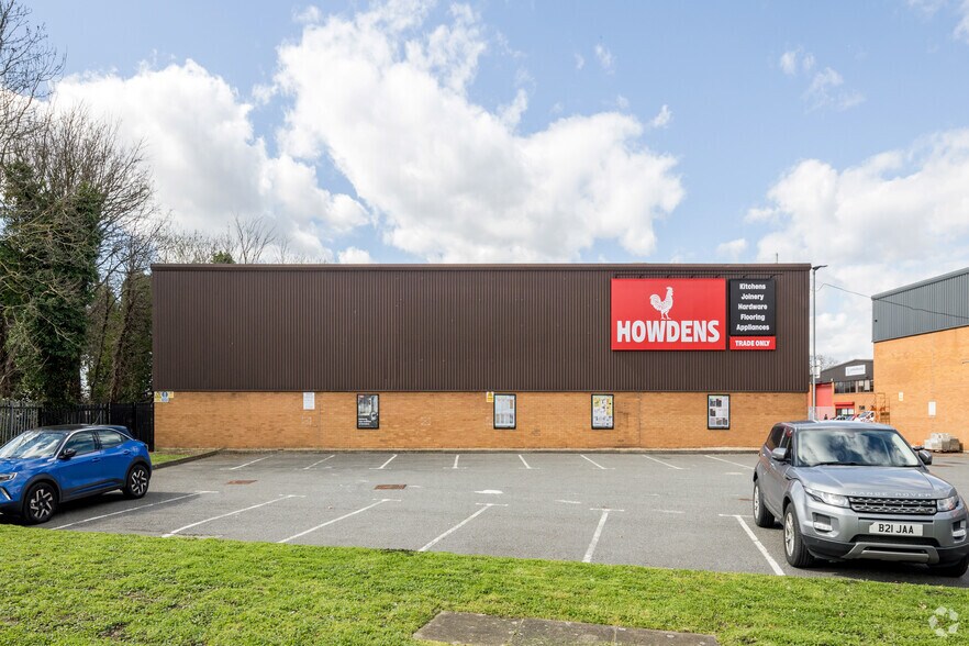 The Path, London for lease - Building Photo - Image 3 of 17